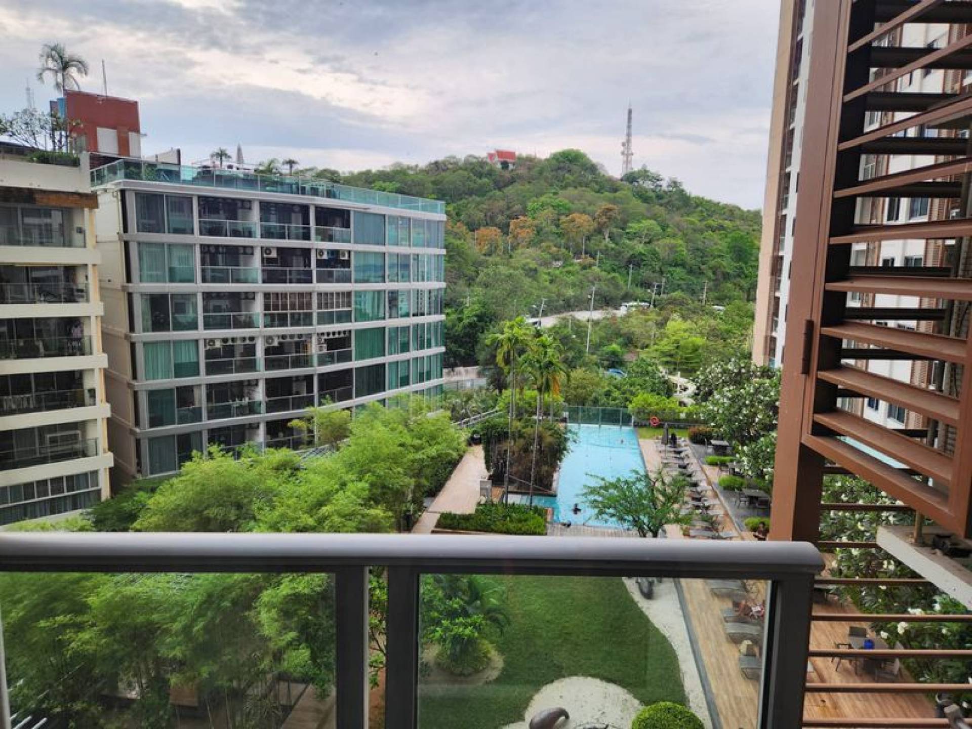 gUunCYEDLjVeEwIinytw2cXq8LBmtjFC