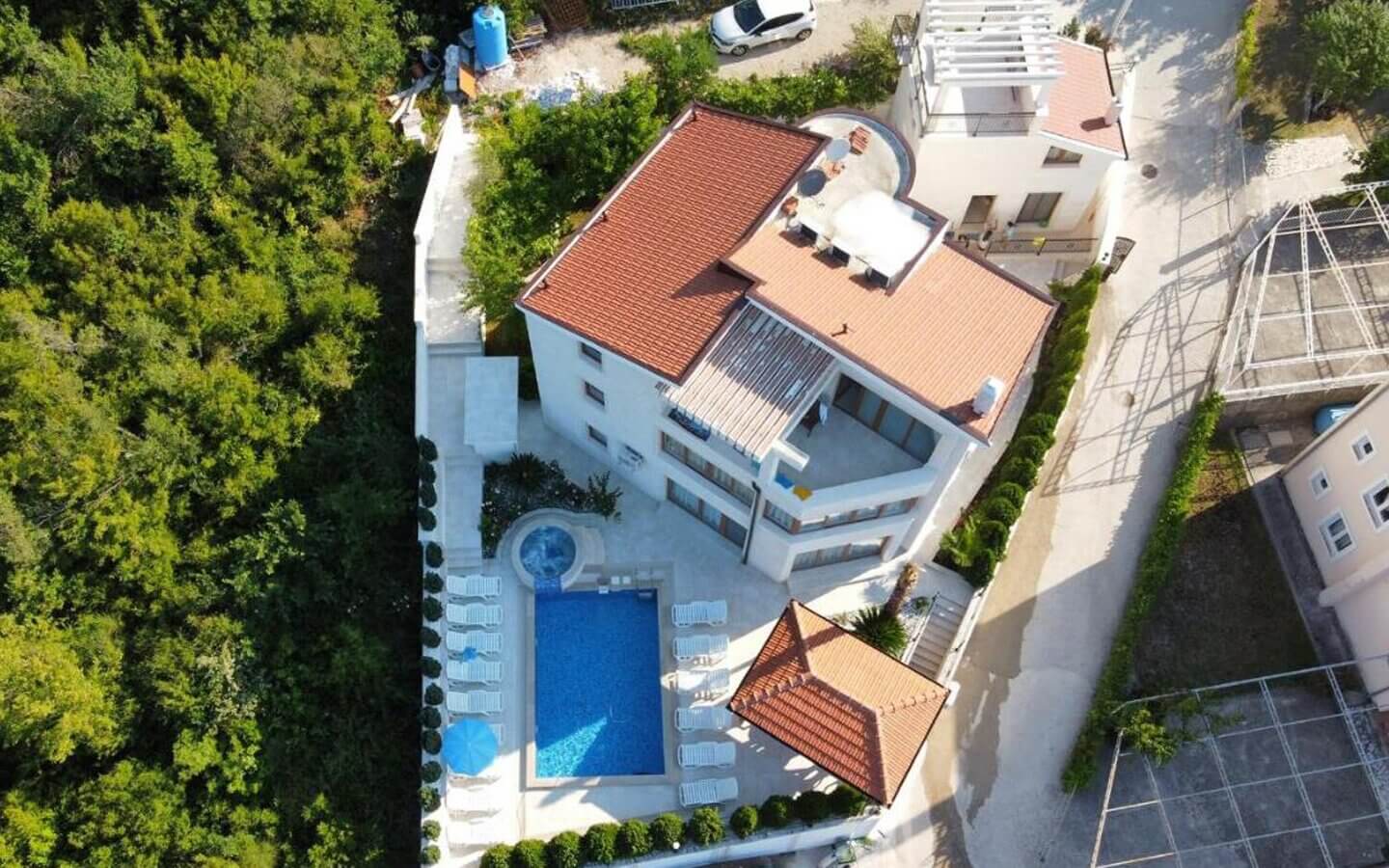 house-for-sale-in-herceg-novi-montenegro-23-astra-real-estate