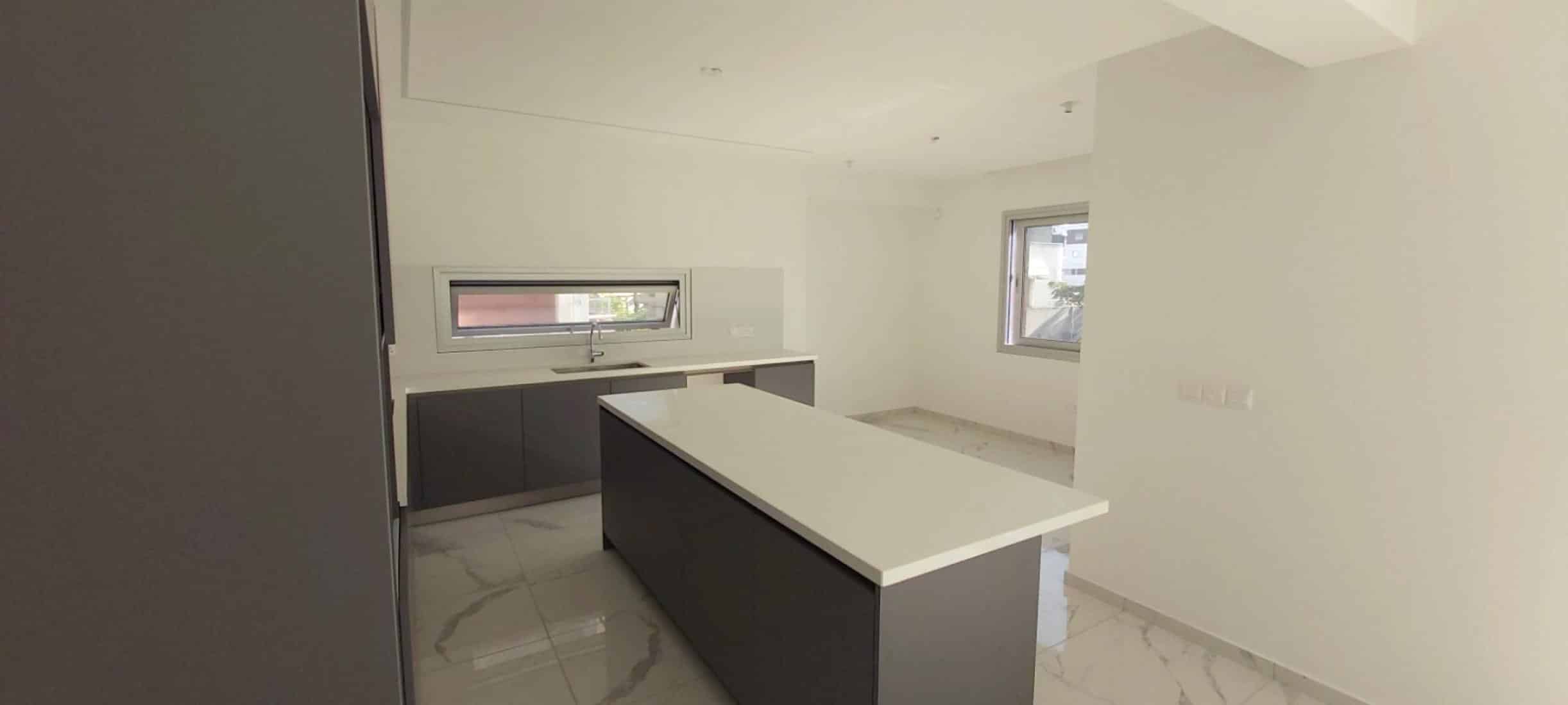 img-0568-copy-large-1