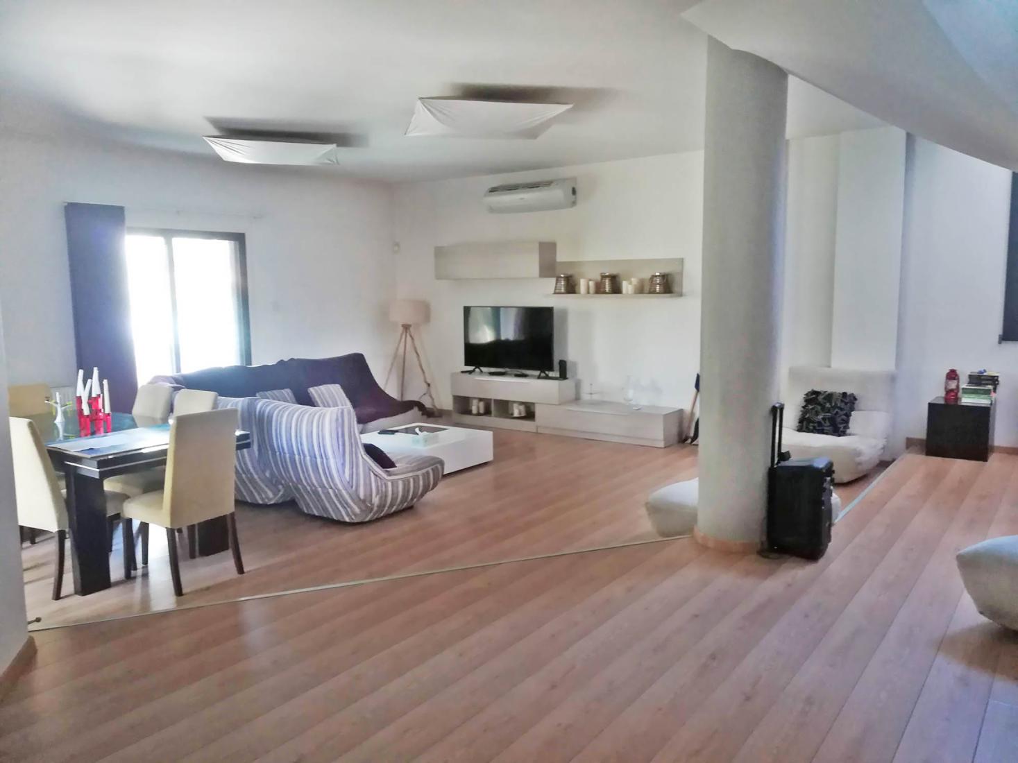 img-20221001-125005-copy-large