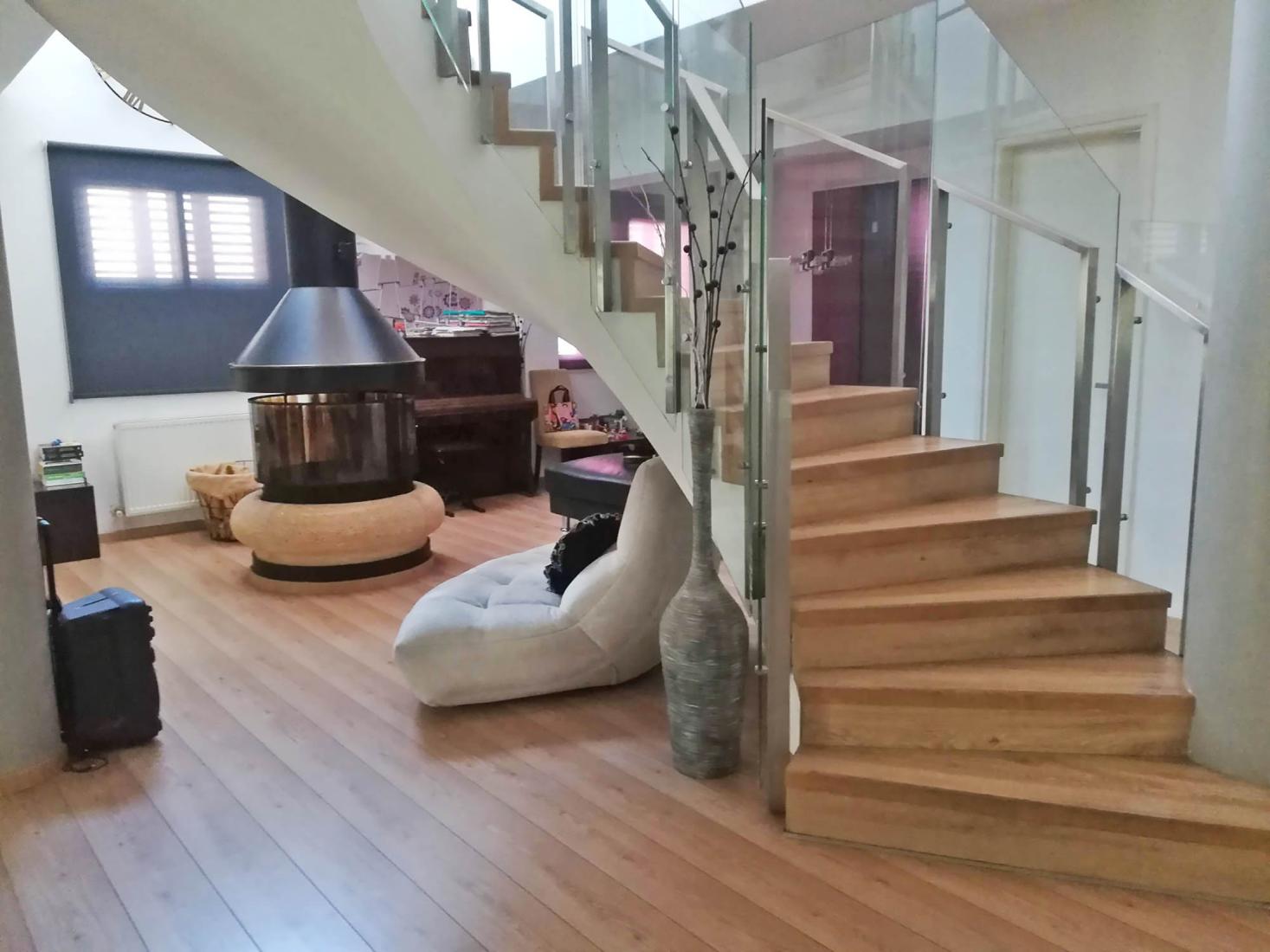 img-20221001-125040-copy-large