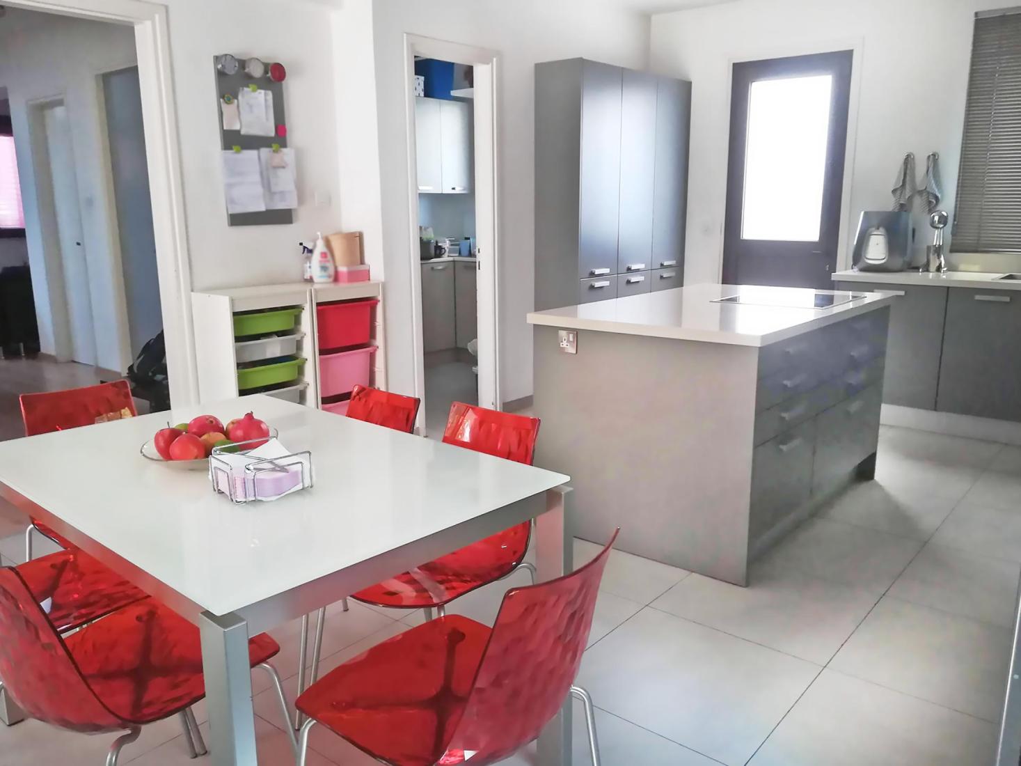 img-20221001-134024-copy-large