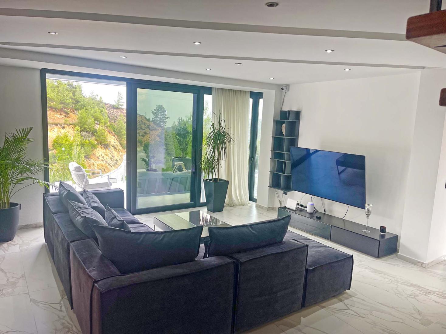 img-2069-2-copy-large