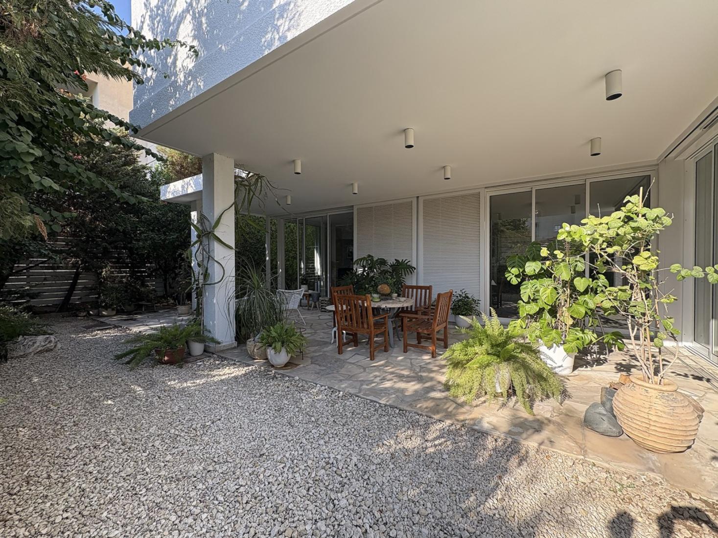 img-2944-copy-large-large