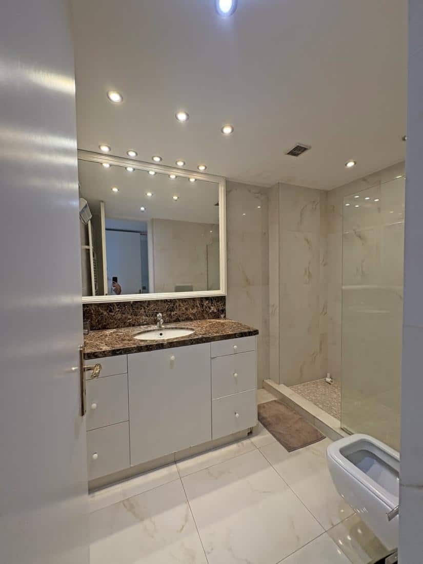 img-3009-copy-large-large