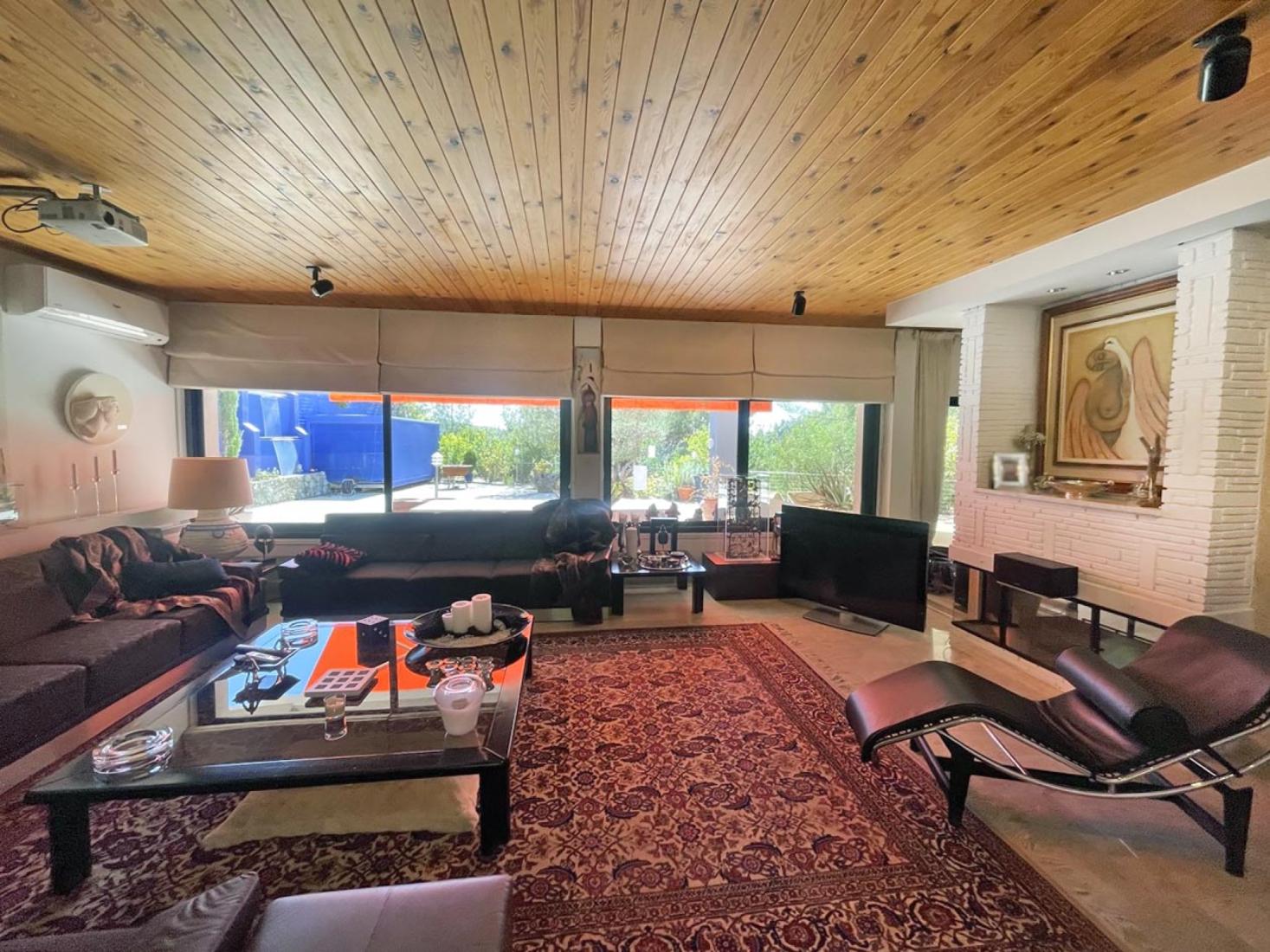 img-7770-large-copy1-large