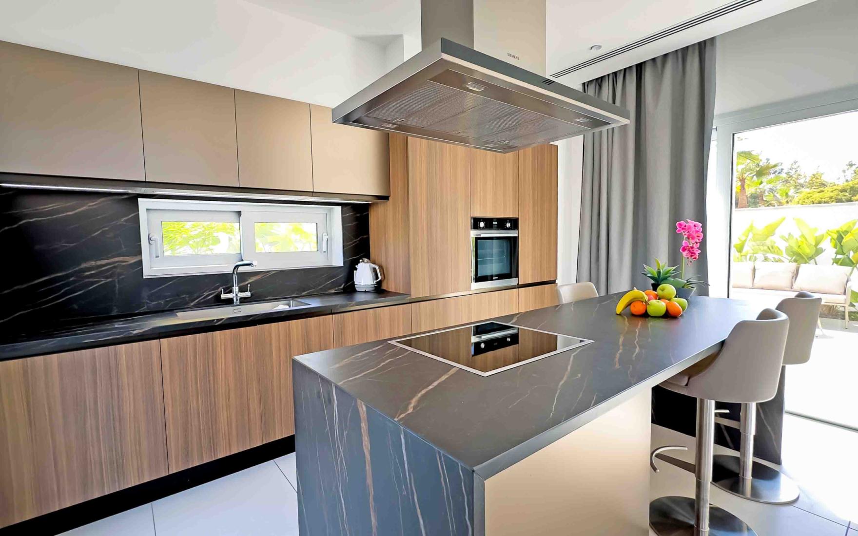 img-7940-copy-large-3