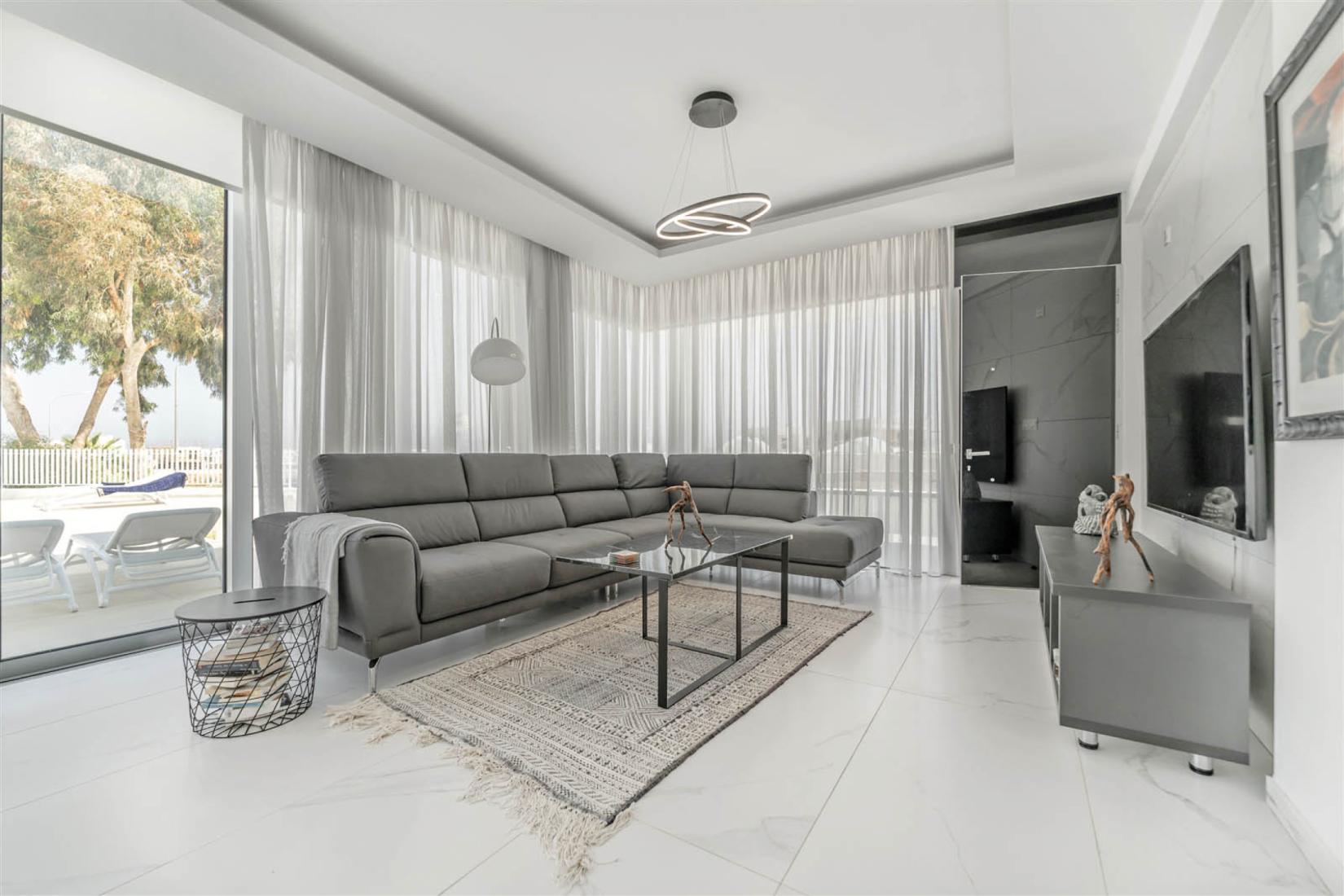 imperial-v7-dsc04715-hdr-copy-large