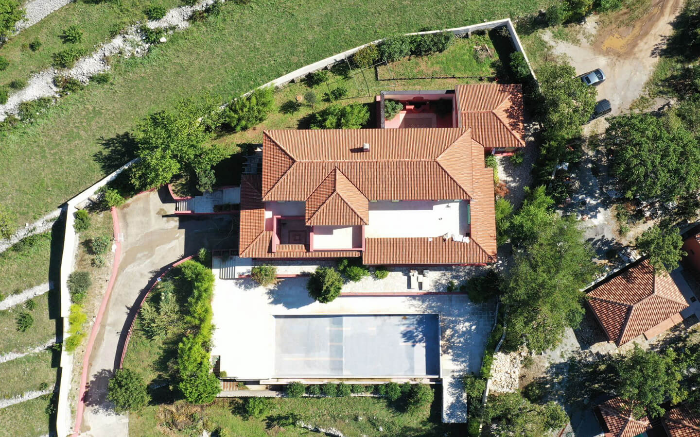 meditteranean-villa-in-blizikuce-in-budva-municipality-3