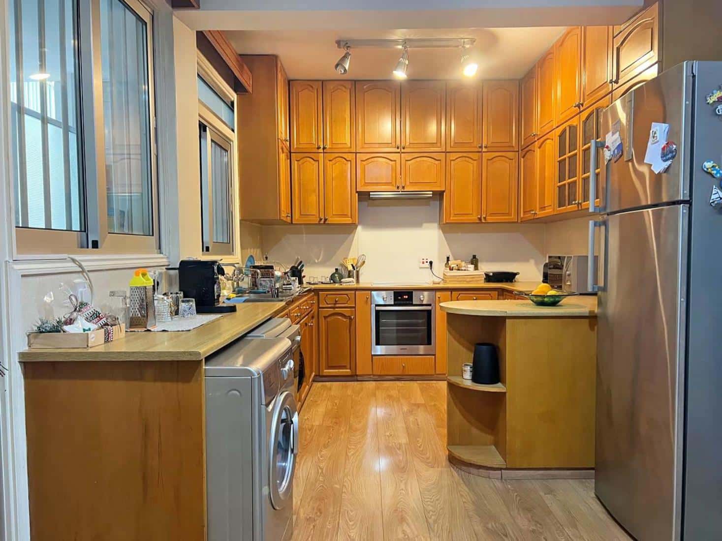 photo-2025-03-04-21-42-53-7-copy-large