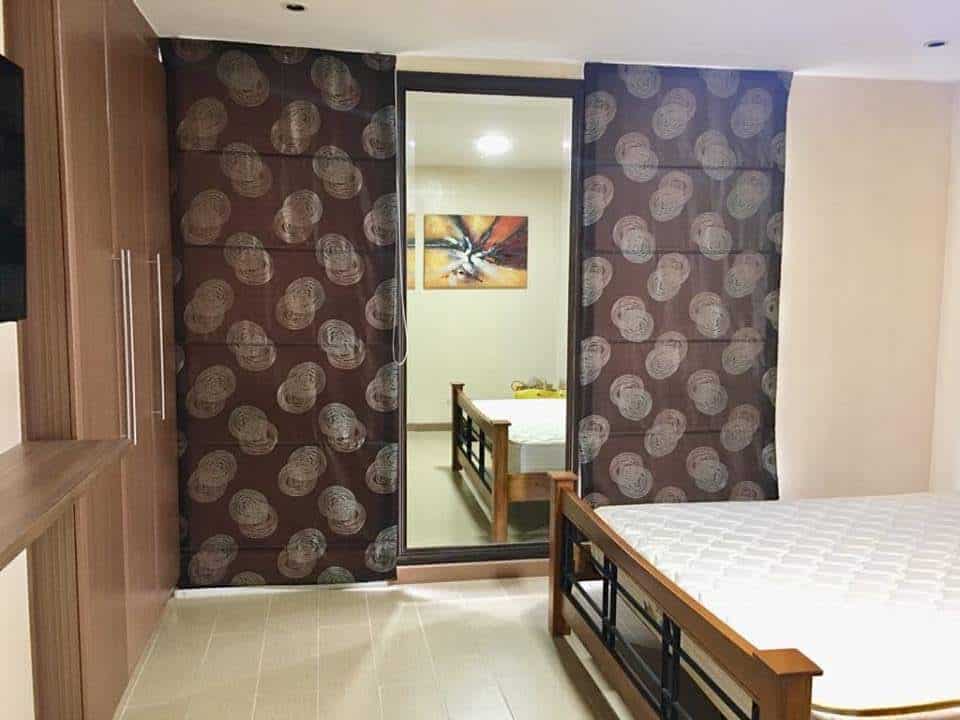 received_10156385550100690