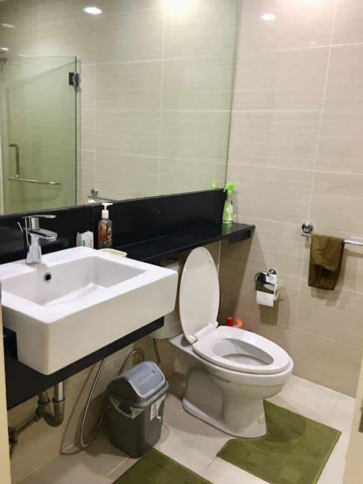 received_10156385550210690