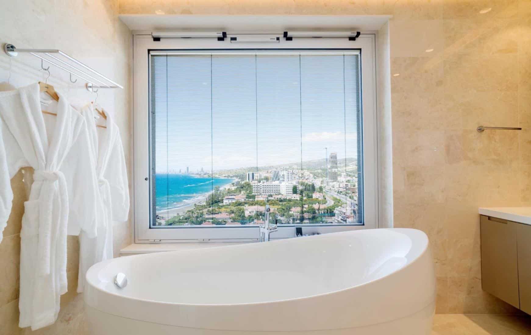 straphael-penthouse-0023-large-large