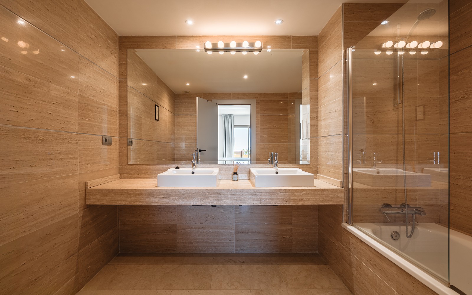 ulp_1671-edit-edit_copy