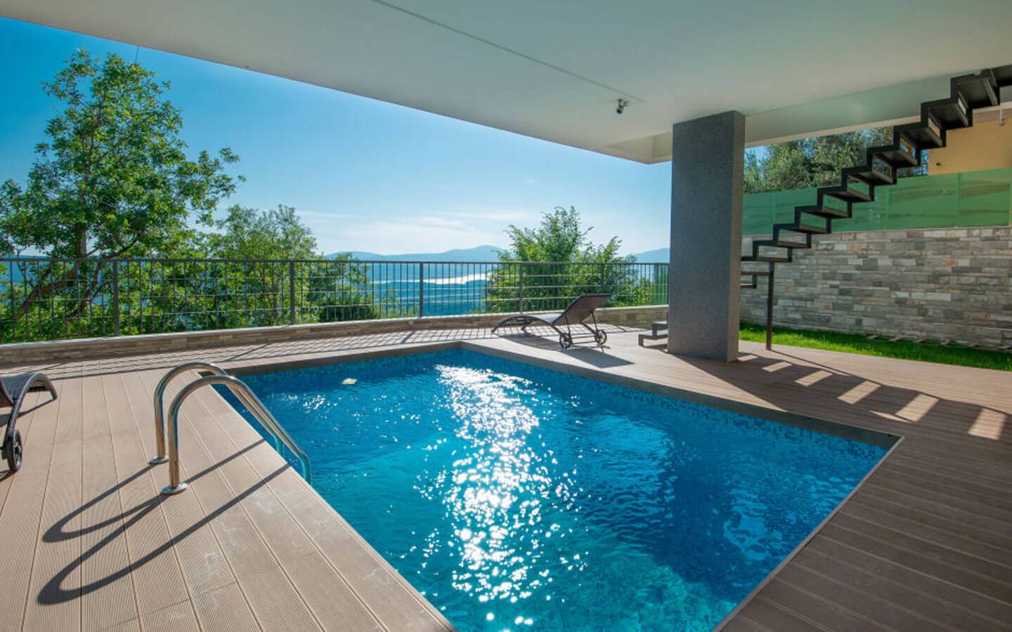 vila-for-sale-in-kotor-montenegro-32