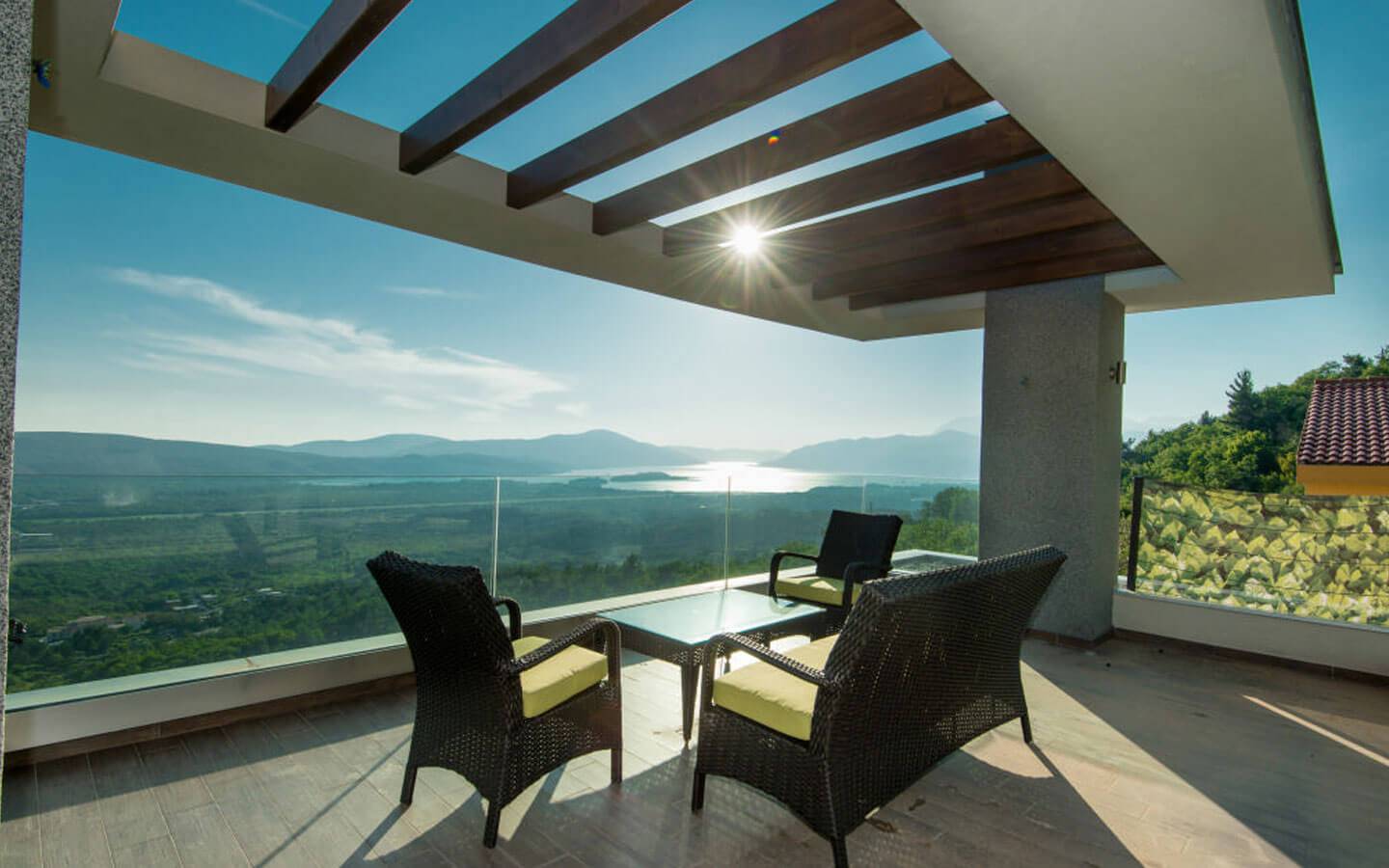 vila-for-sale-in-kotor-montenegro-43