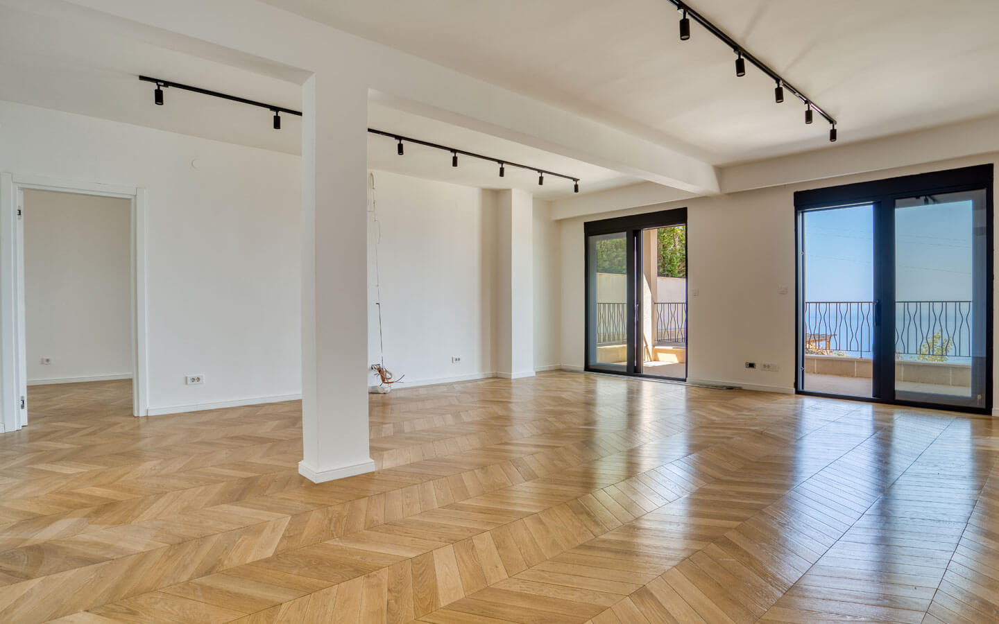 villa-for-sale-in-budva-montenegro-10-astra-real-estate-agency