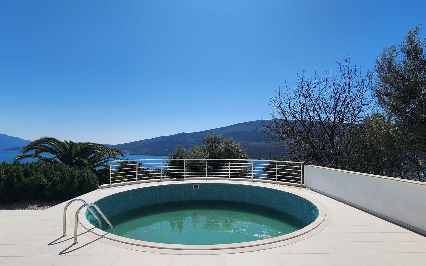 villa-for-sale-in-herceg-novi-djenovici-montenegro-21-astra-real-estate