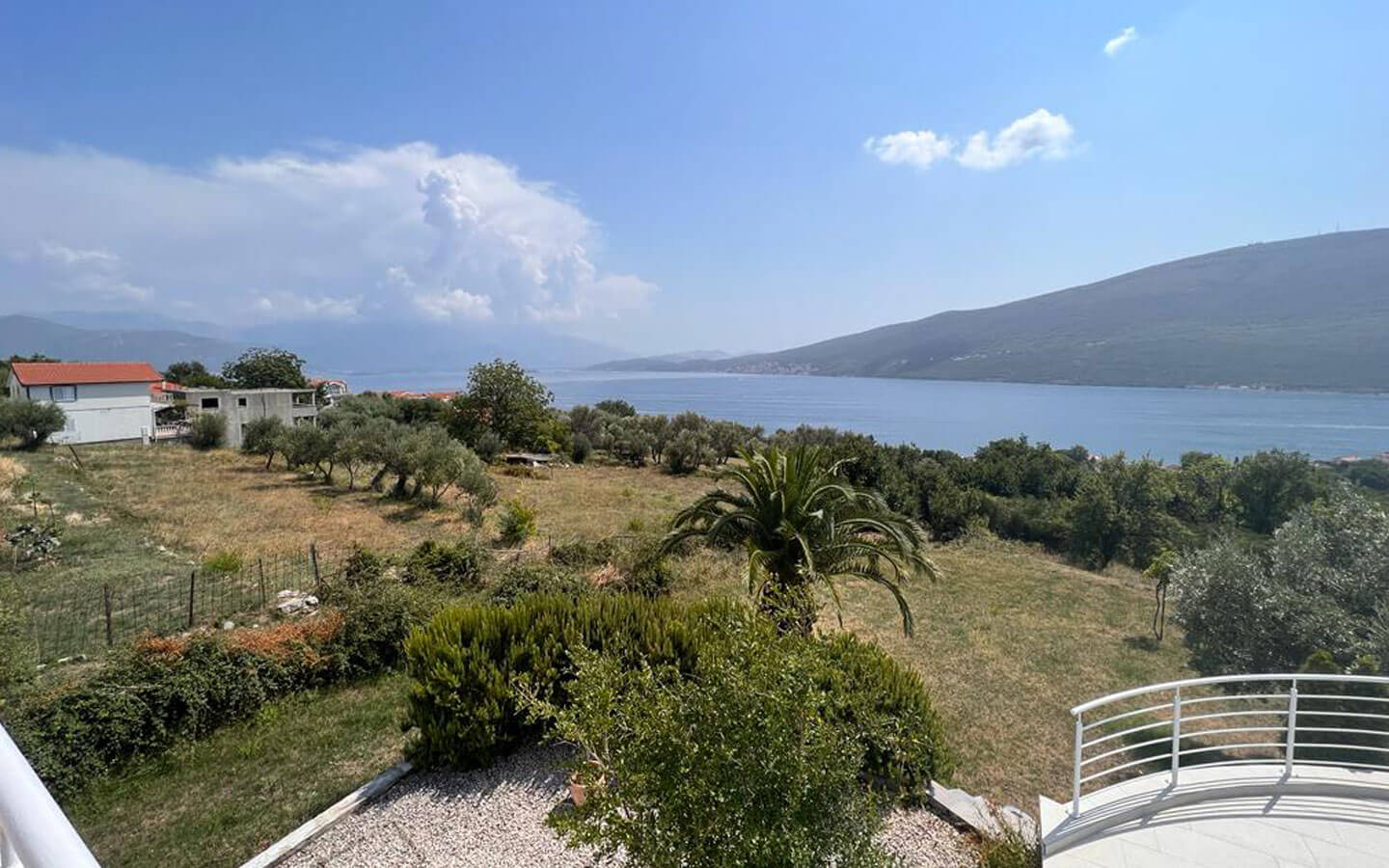 villa-for-sale-in-herceg-novi-djenovici-montenegro-7-astra-real-estate