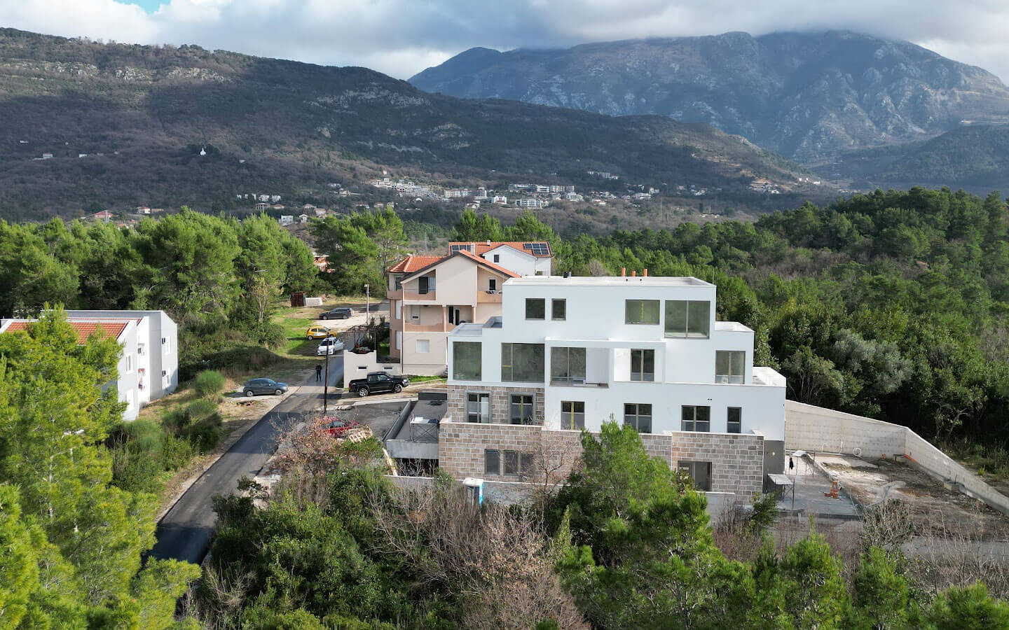 villa-for-sale-in-tivat-montenegro-mrcevac-2-astra-real-estate