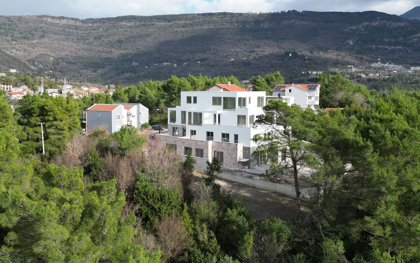 villa-for-sale-in-tivat-montenegro-mrcevac-3-astra-real-estate