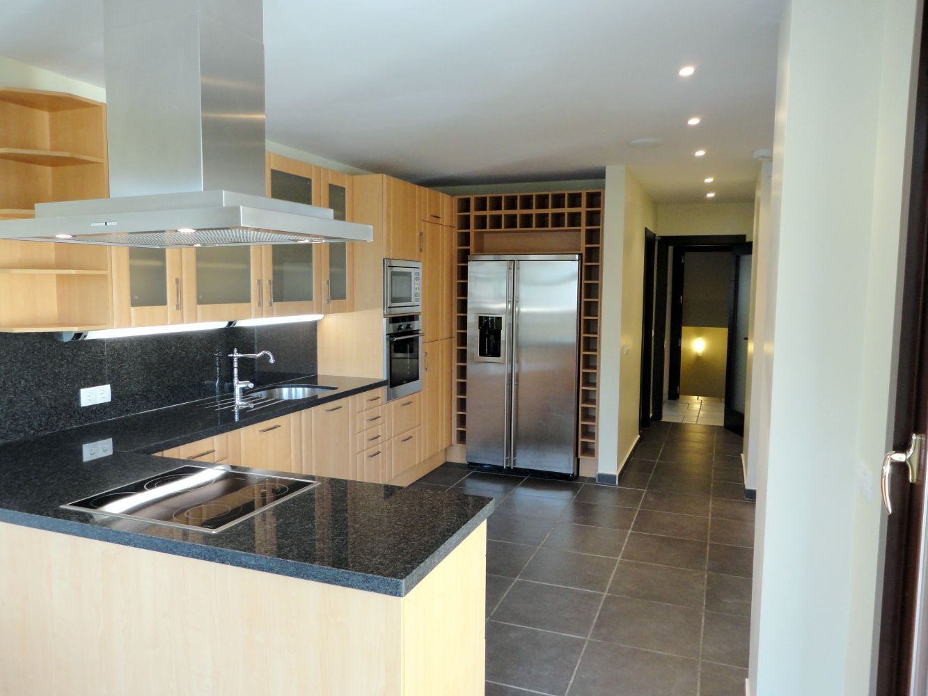 villa-kitchen-level-0-1