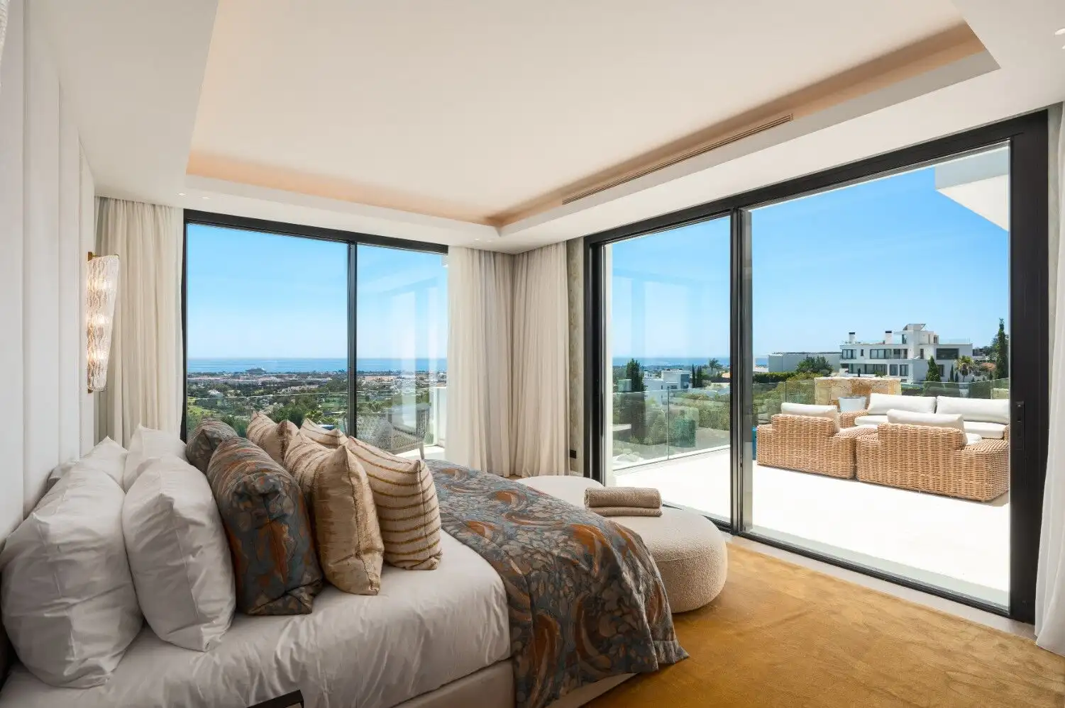 Luxury villa with panoramic ocean views and modern interior design. Perfect for a luxurious lifestyl.