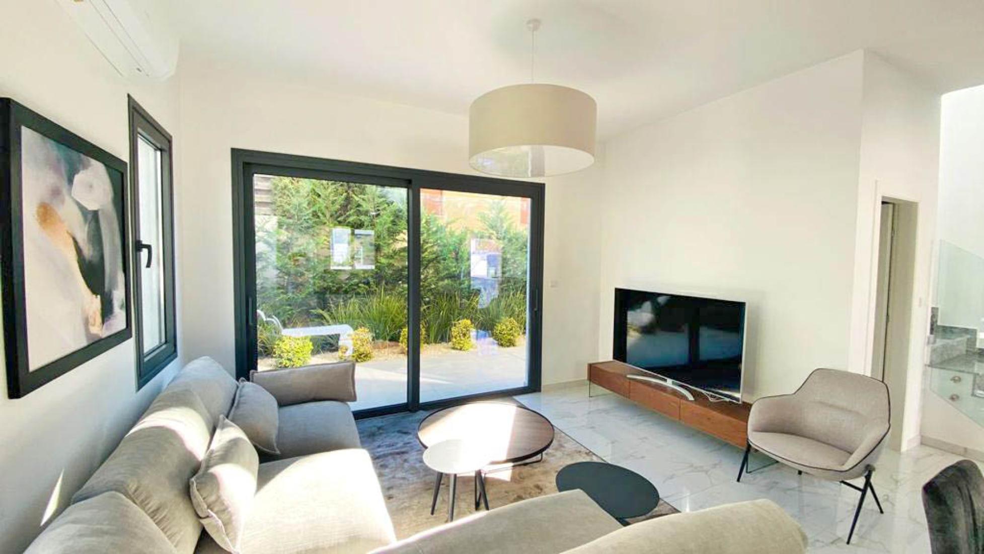 whatsapp-image-2022-12-19-at-124710-7-copy-large