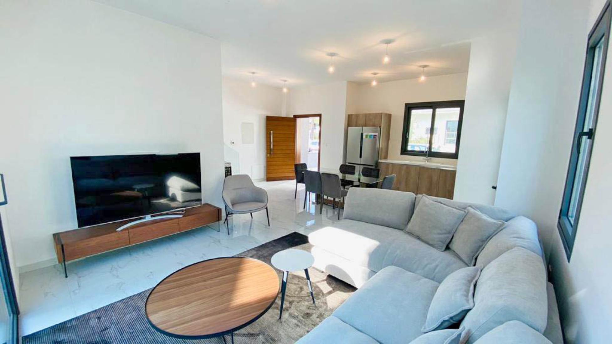 whatsapp-image-2022-12-19-at-124710-8-copy-large