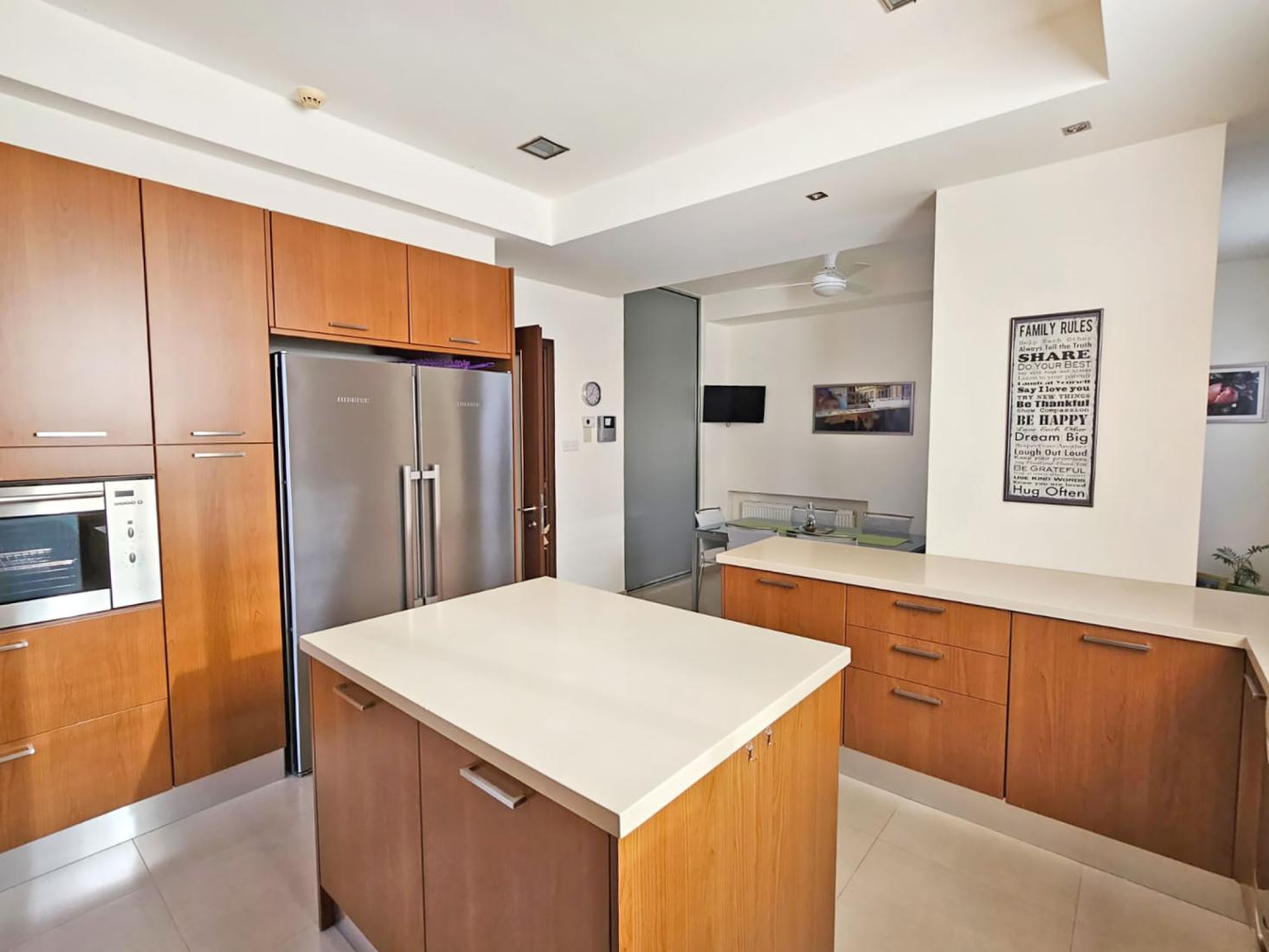 whatsapp-image-2023-12-03-at-180552-2-copy-large