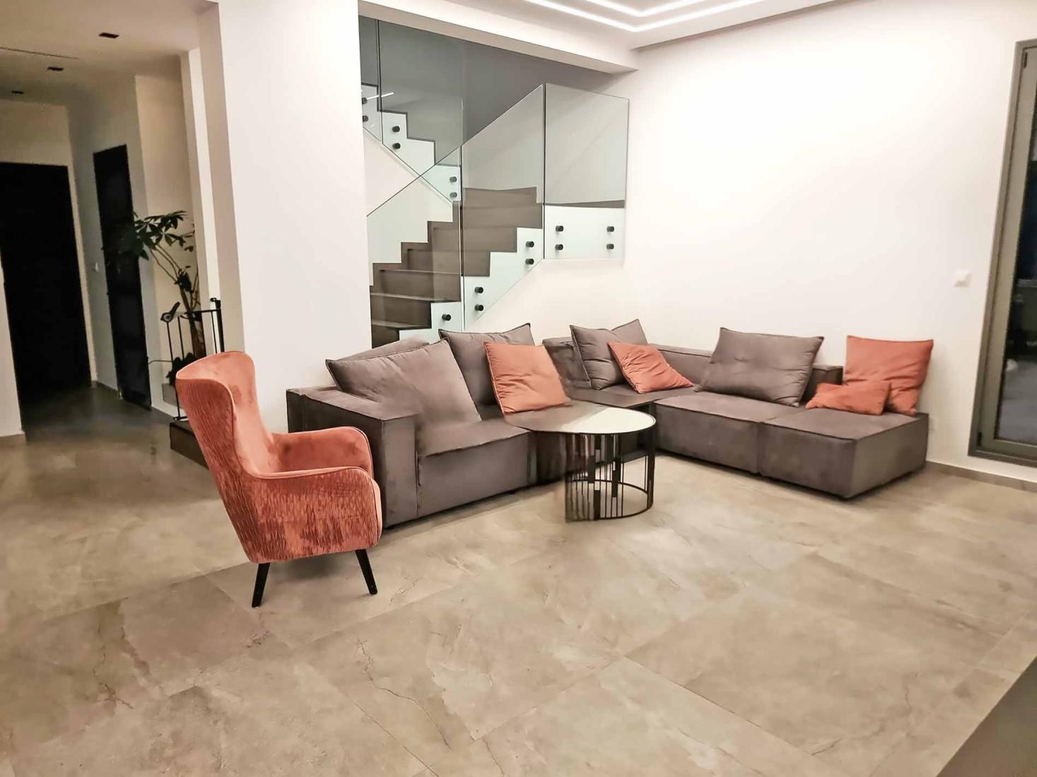 whatsapp-image-2024-02-27-at-092941-copy-large