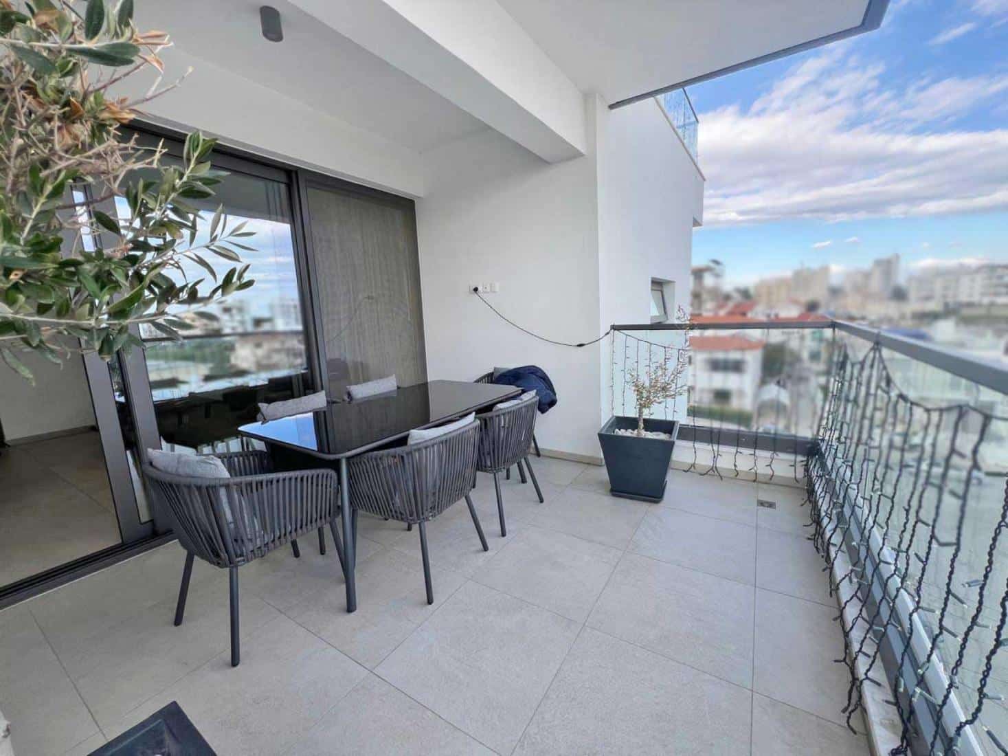 whatsapp-image-2025-02-24-at-115331-1-copy-large