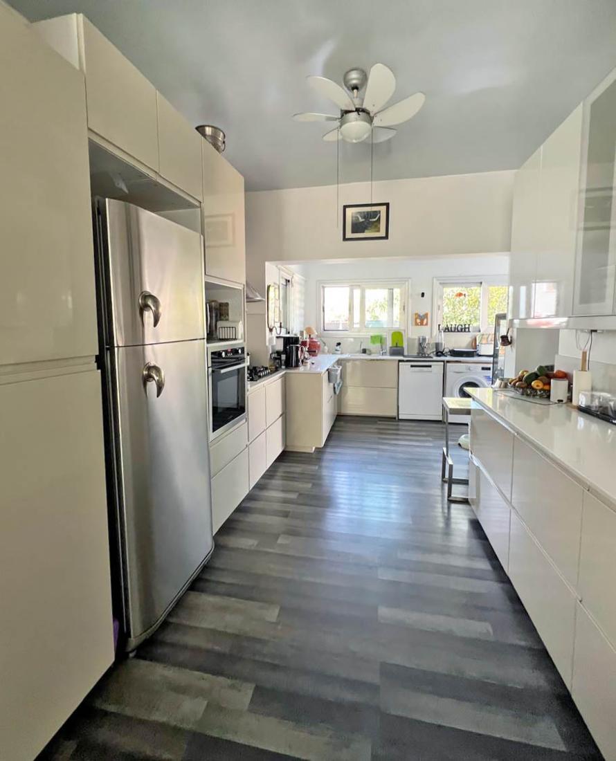 whatsapp-image-2025-03-14-at-150641-20-copy-large