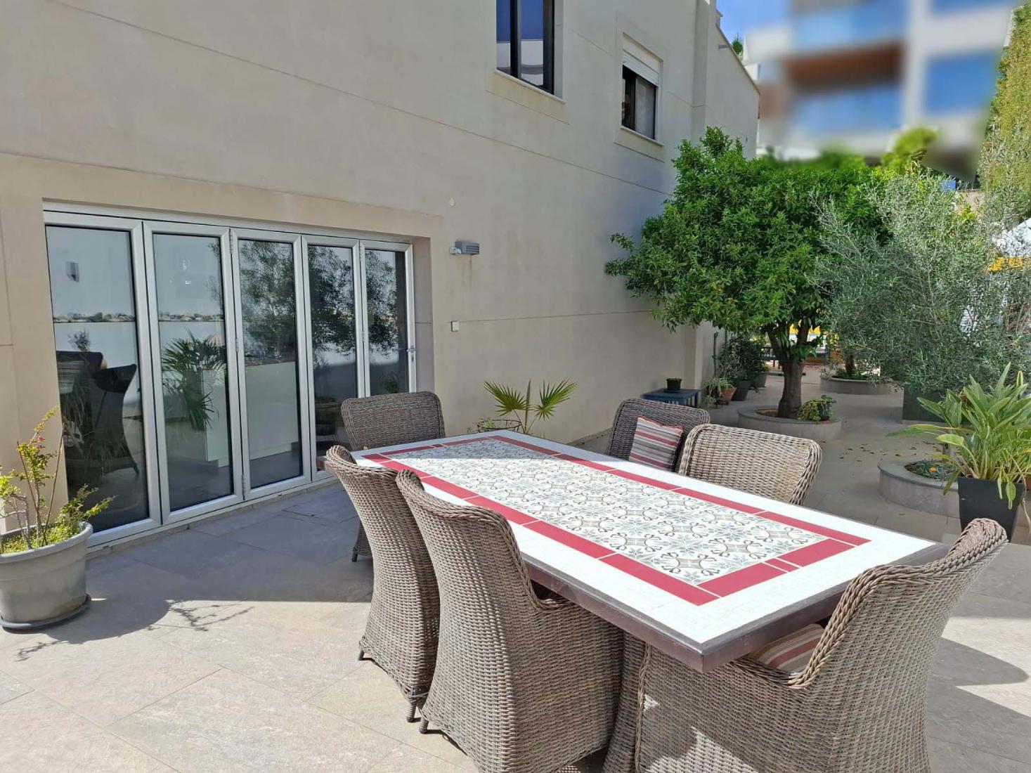 whatsapp-image-2025-05-02-at-121533-1-copy-large