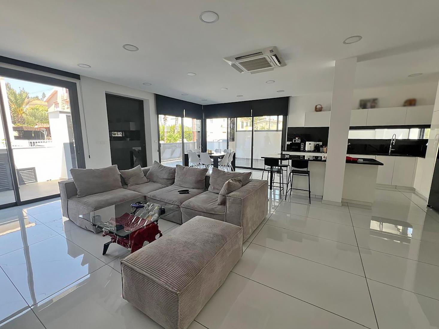 whatsapp-image-2025-07-29-at-152324-copy-large