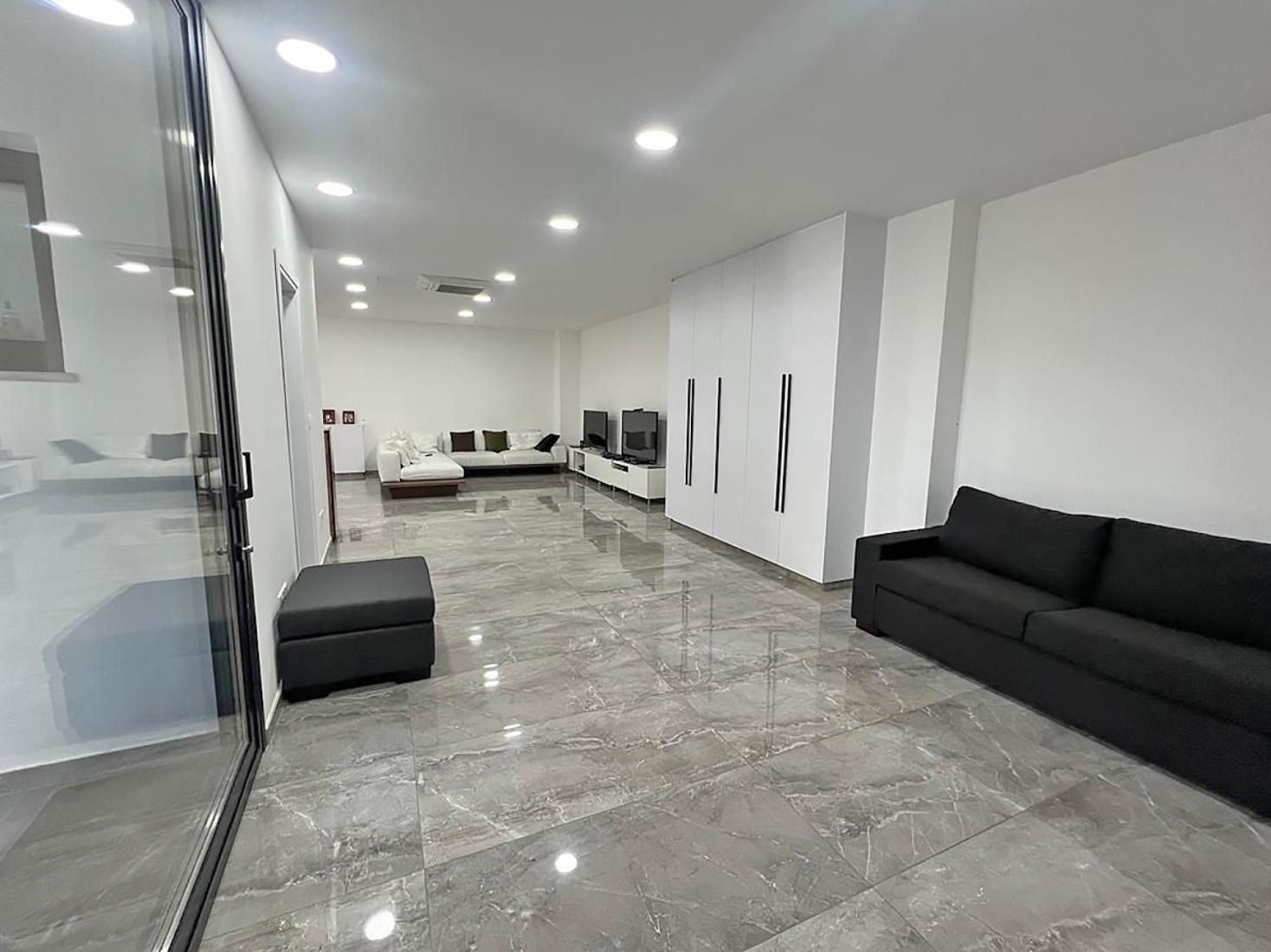 whatsapp-image-2025-07-29-at-152326-5-copy-large