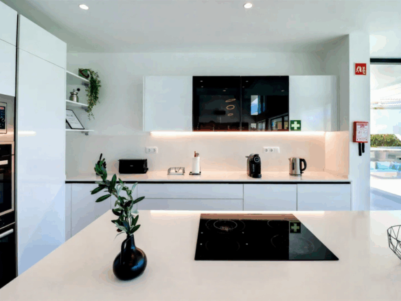 026720be 57f9 4a3c 9f1c 25c3d8c89e95