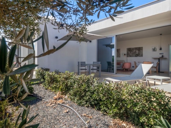 1 1 31029626 57d2 4ce1 9833 44d09a808ebf