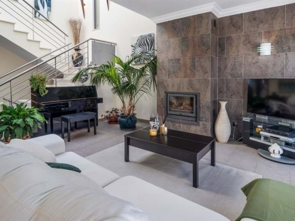 1 1 5ea9668a 7825 4f9d 8ac8 f8950c811881