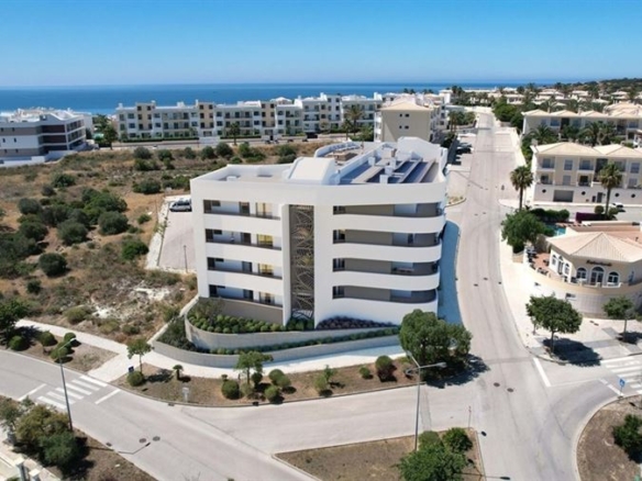 1 1 71ccefb8 426b 4cc6 8356 ba7fd069d5be