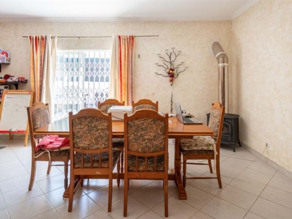 12 1 7df9e0f9 6bd7 4068 ae17 25cdb55da44e