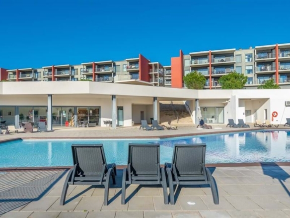 20 1 ad441735 da6c 402b 8d60 ea499fb5aedb