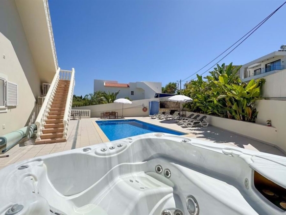 4 1 b3044b56 0766 4c81 844c 8b20450355e5