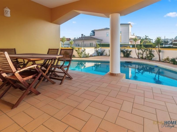 5 1 0b348925 6d85 4f5b 95a2 4291713f7836