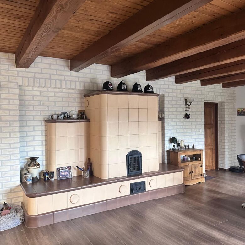 Charming interior of a 4-bedroom country home in Lukovištia, Rimavská Sobota, featuring a traditiona.