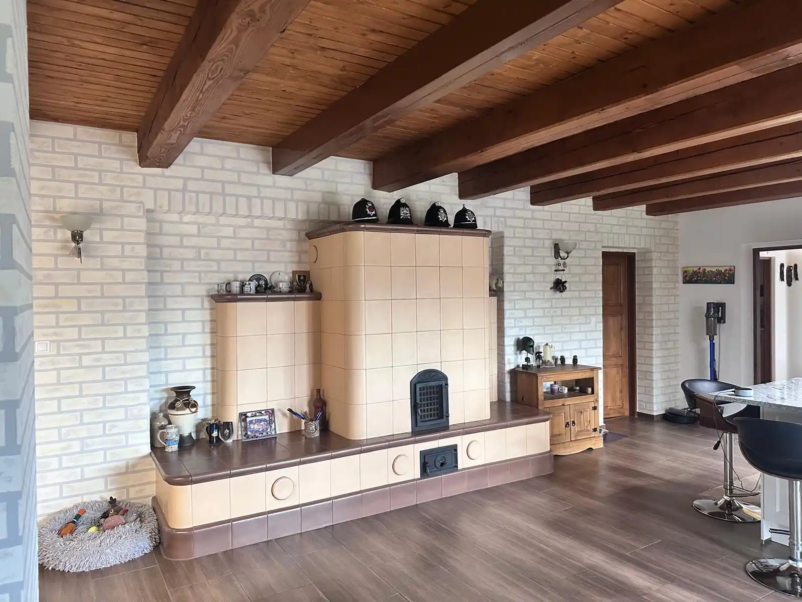 Charming interior of a 4-bedroom country home in Lukovištia, Rimavská Sobota, featuring a traditiona.