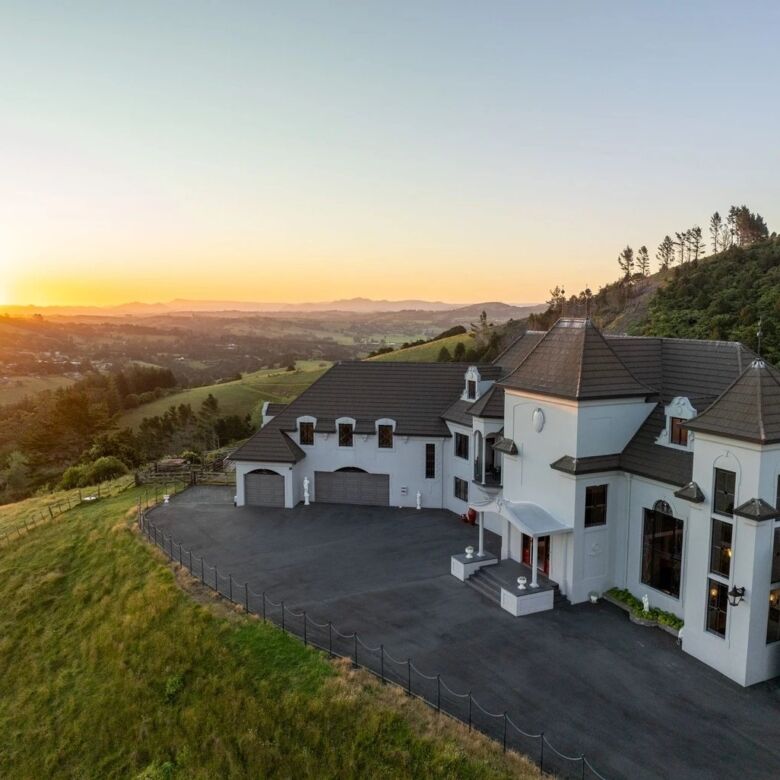 Luxury Château Te Kamo for sale in Ngararatunua, New Zealand, with stunning countryside views and el.
