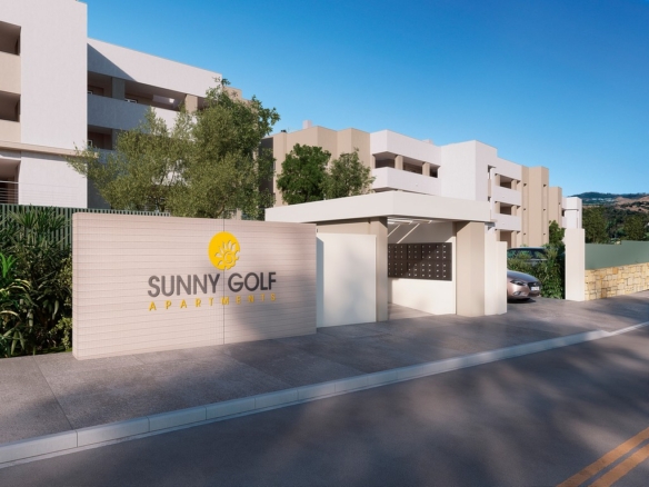 A2 Sunny Golf apartments Estepona entrance 2