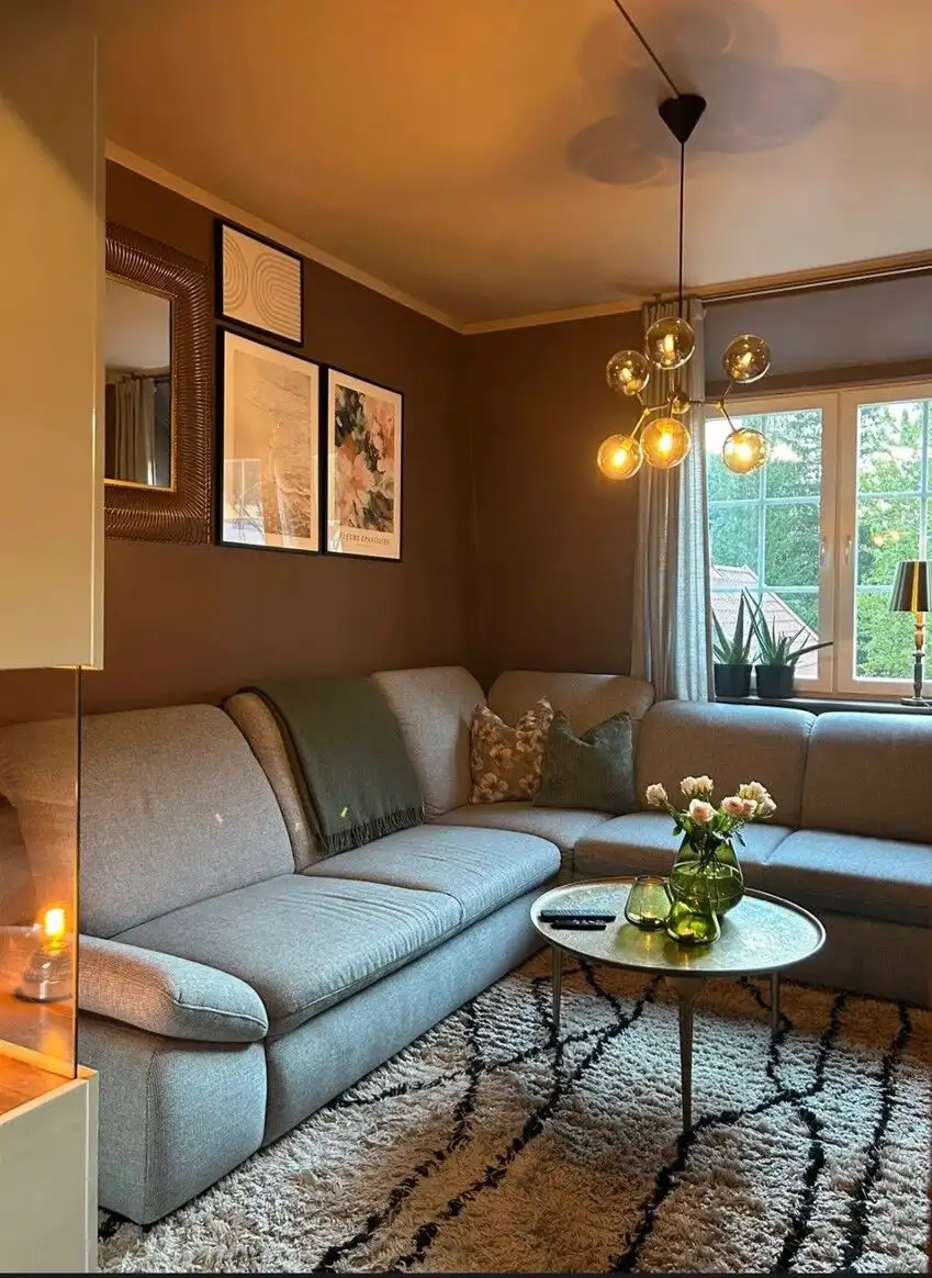 Bright, fully renovated apartment near Gaustatoppen and UNESCO World Heritage site. Stylish interior.