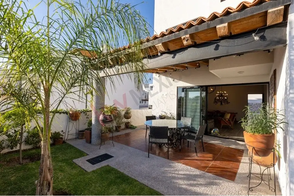 Beautiful outdoor patio of a luxury home in La Condesa, San Miguel de Allende.